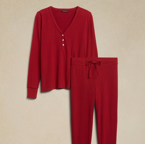 🎄 Banana Republic Brushed Knit Sleep Set - Picture 3 of 3